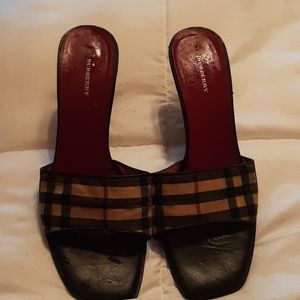 BURBERRY AUTHENTIC SLIP ON MULES-USED